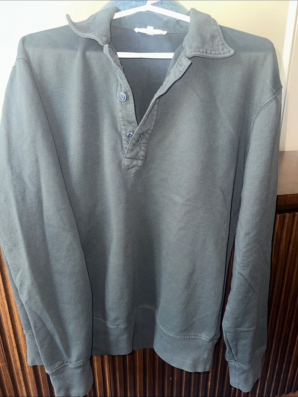 Men's Dark Gray Long-Sleeve Polo Pullover